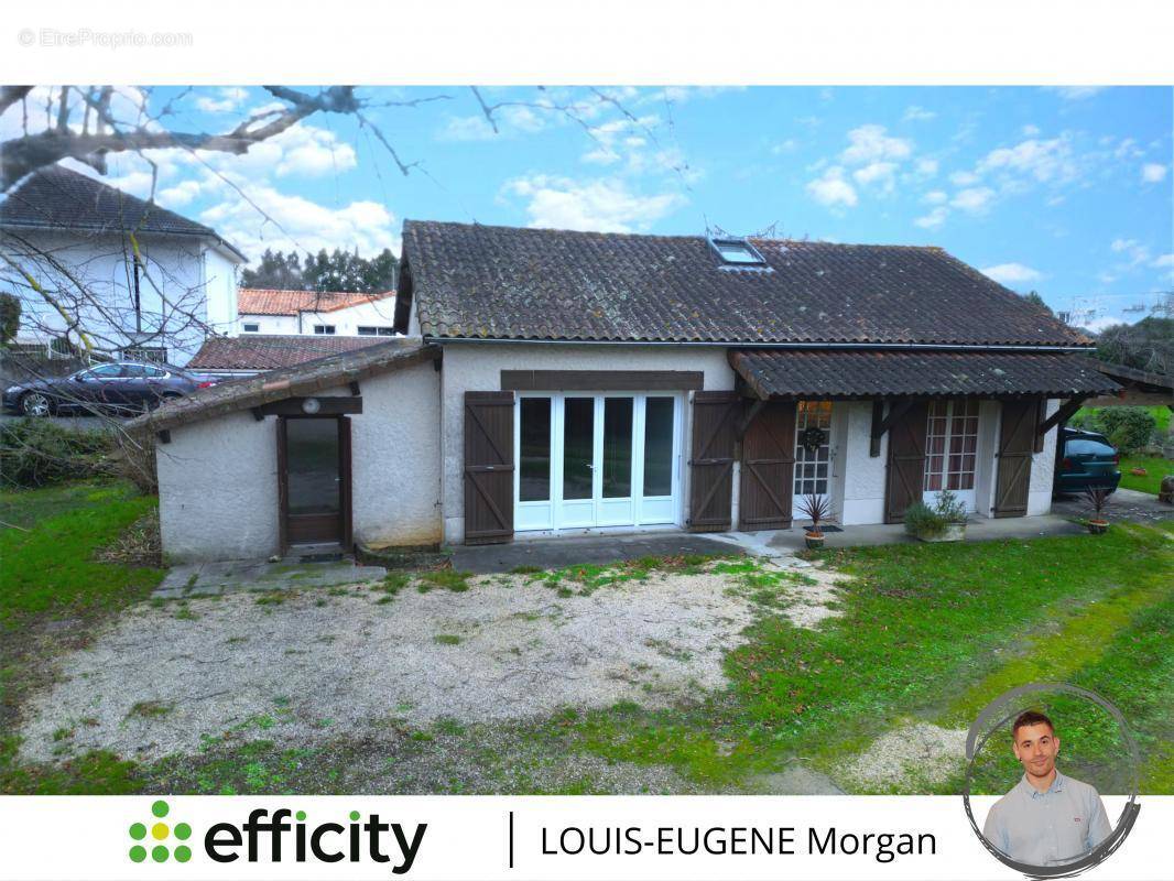 Maison à BUXEROLLES
