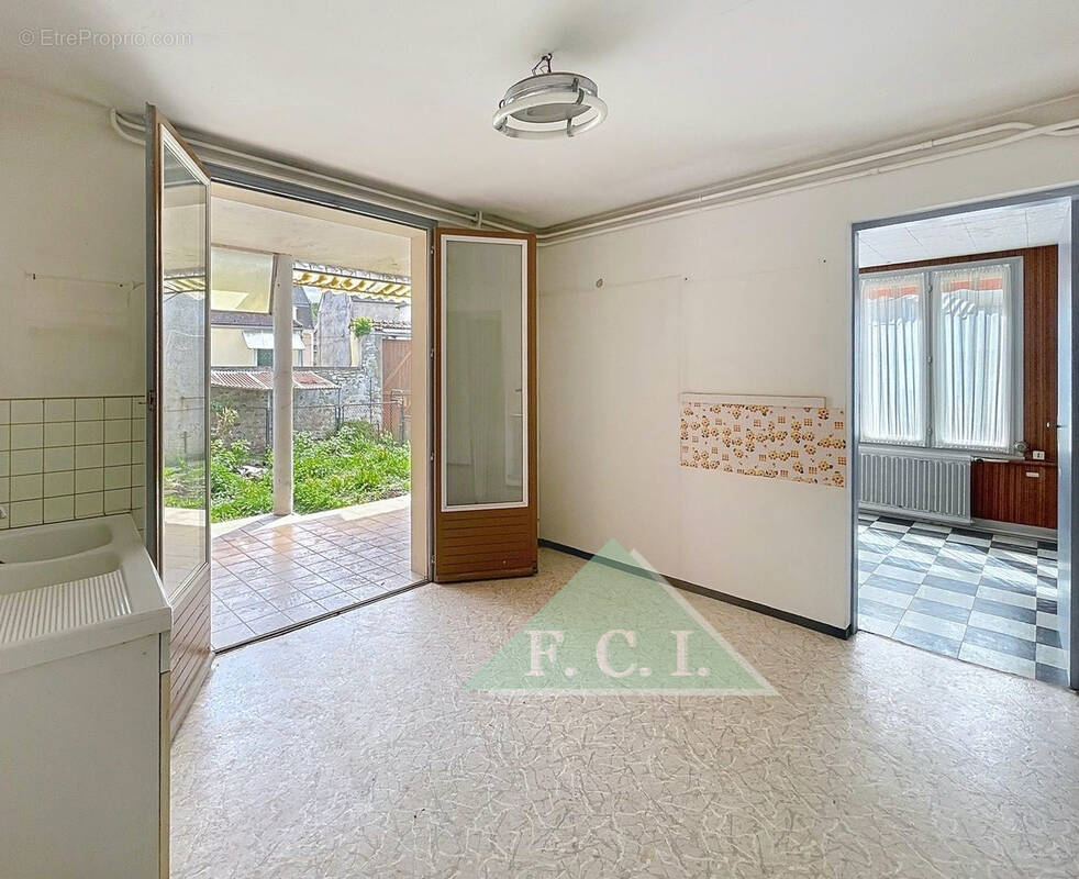 Appartement à MAULE