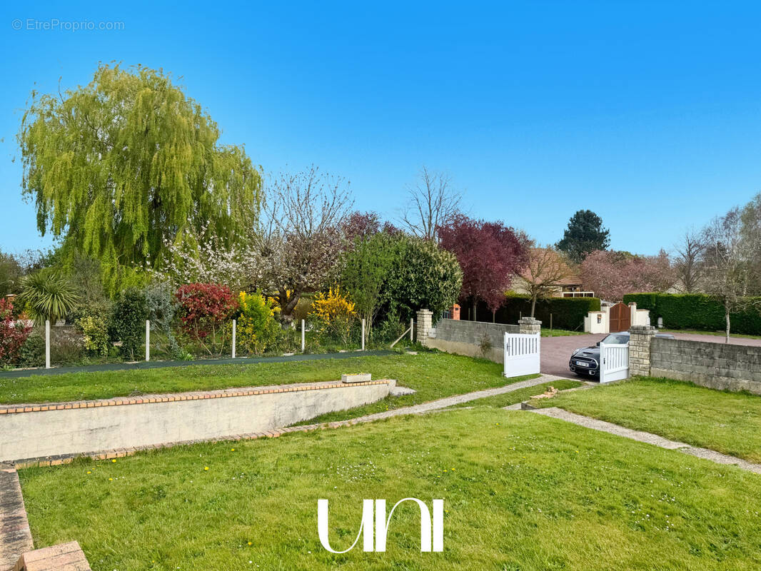 Maison à ROTS