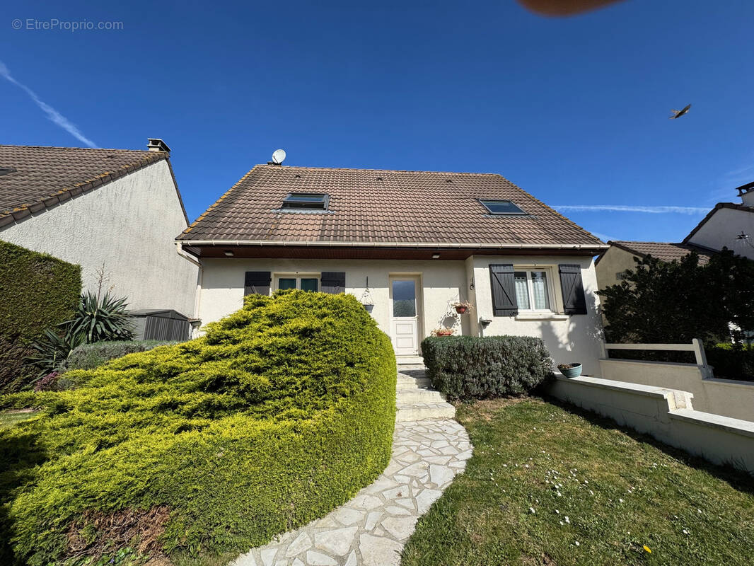 Maison à VEMARS