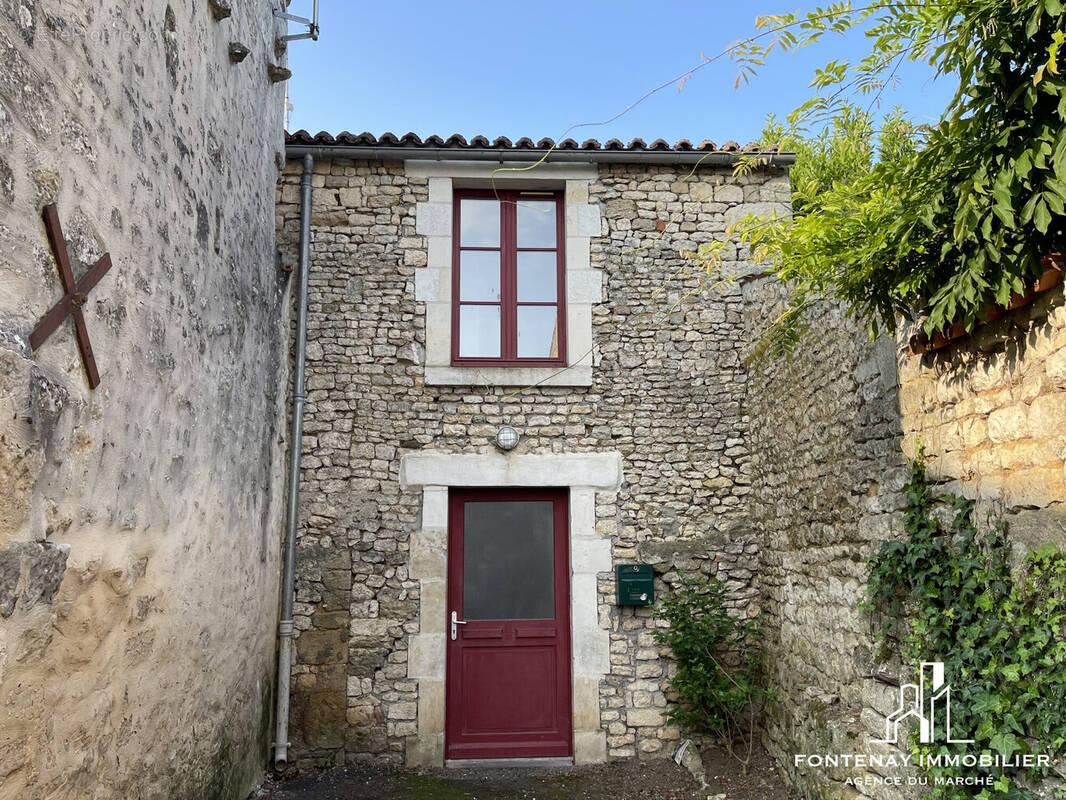 Maison à FONTENAY-LE-COMTE