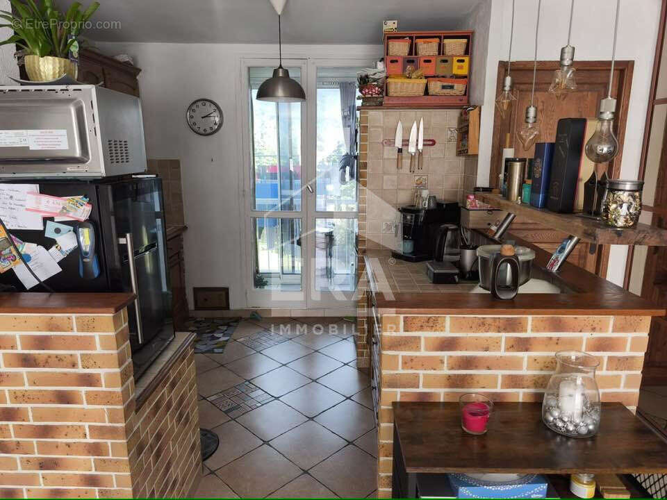 Appartement à PORT-DE-BOUC
