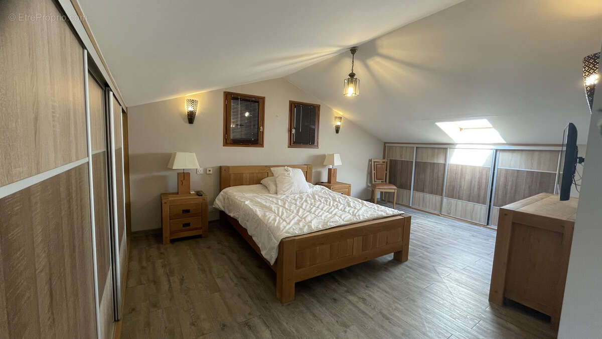 Maison à QUISSAC