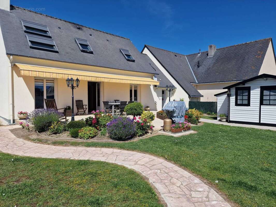Maison à LA TURBALLE