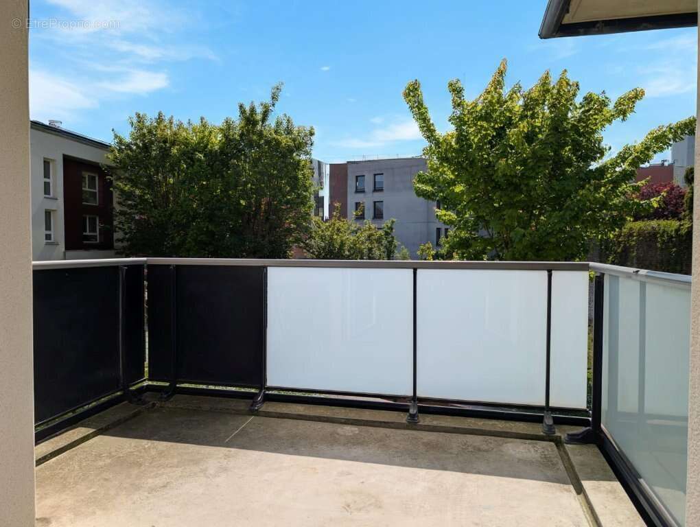 Appartement à LA MADELEINE