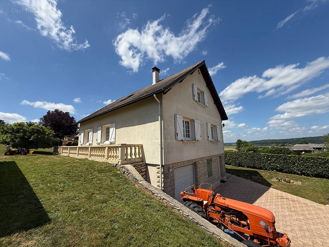 Maison à CHARS
