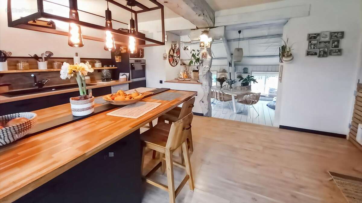 Maison à ERCE-EN-LAMEE