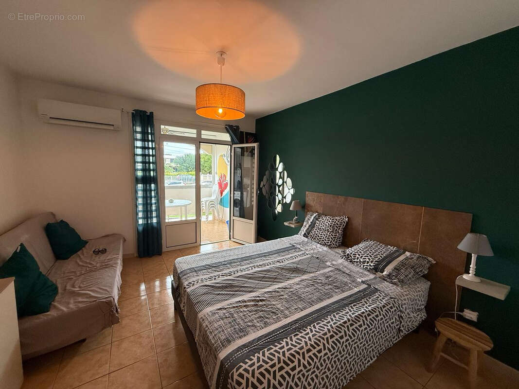 Appartement à SAINTE-LUCE