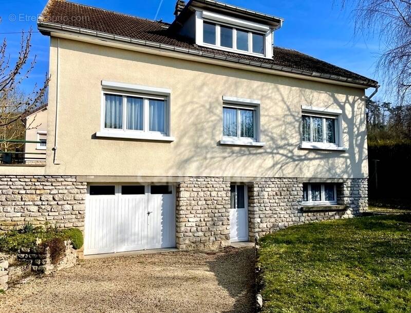 Maison à BETHISY-SAINT-PIERRE