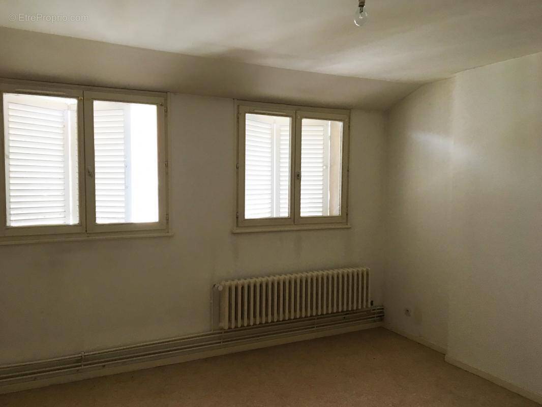 Appartement à GORZE