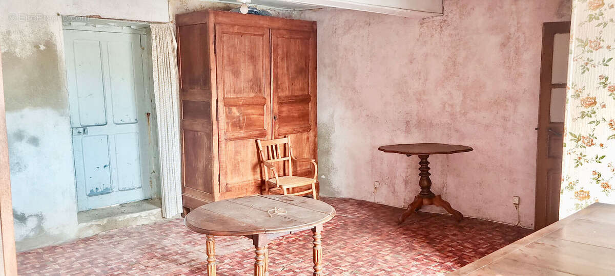 Maison à VERTAIZON