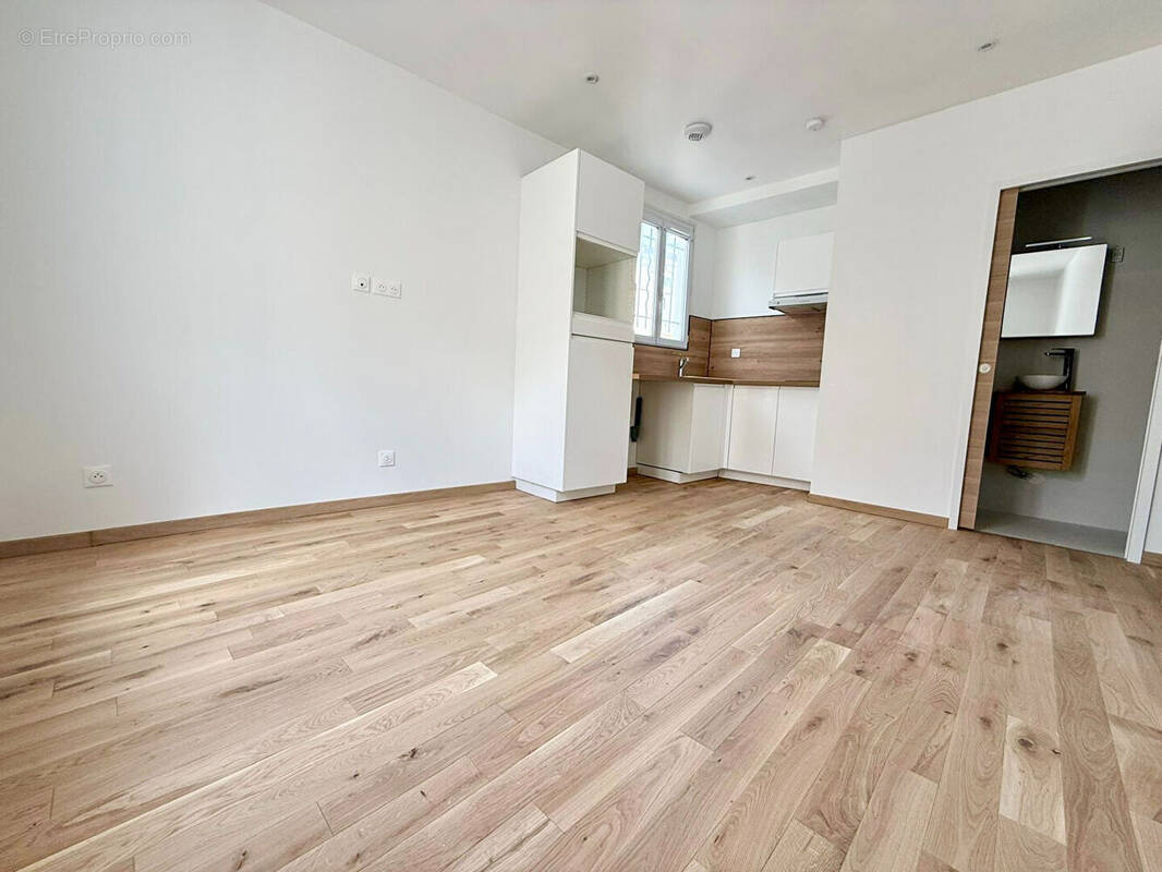 Appartement à ISSY-LES-MOULINEAUX