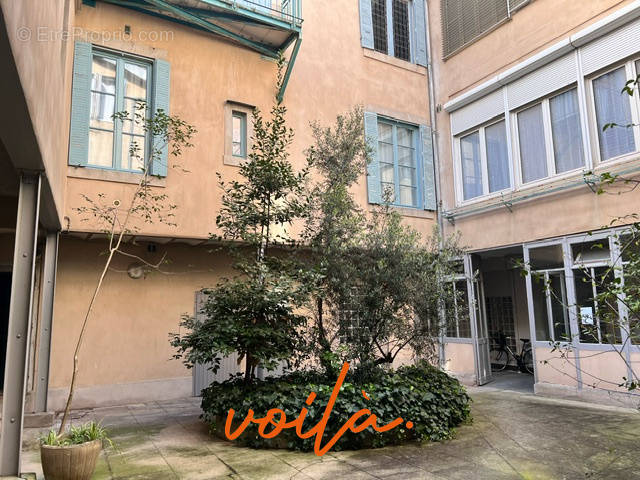 Appartement à CARCASSONNE
