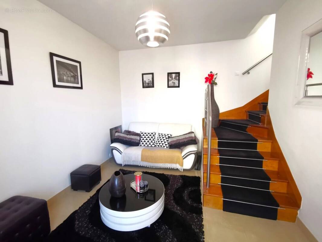 Maison à IVRY-SUR-SEINE