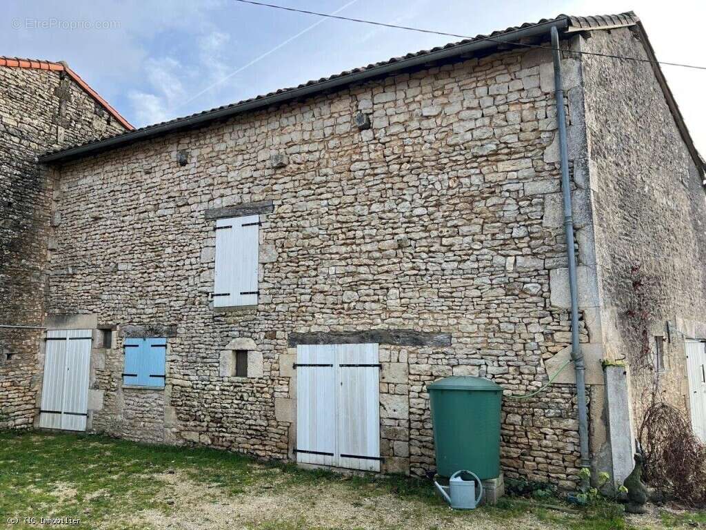Maison à CIVRAY