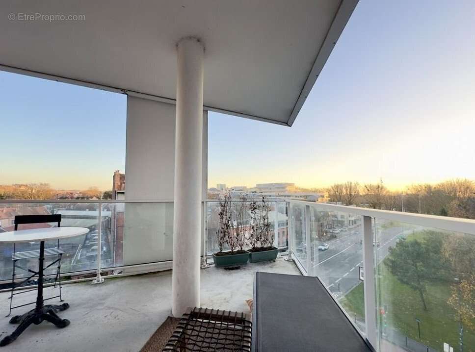 Appartement à LA MADELEINE
