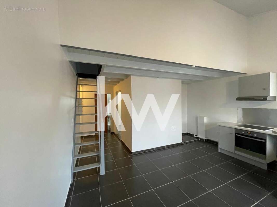 Appartement à POINTE-A-PITRE