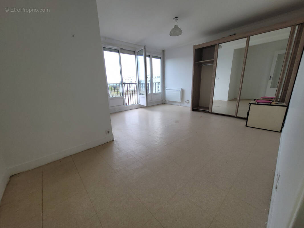 Appartement à VILLIERS-LE-BEL