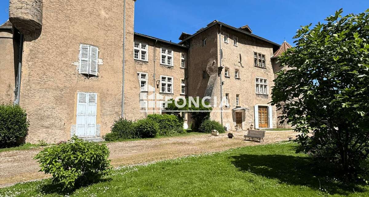 Appartement à FROGES