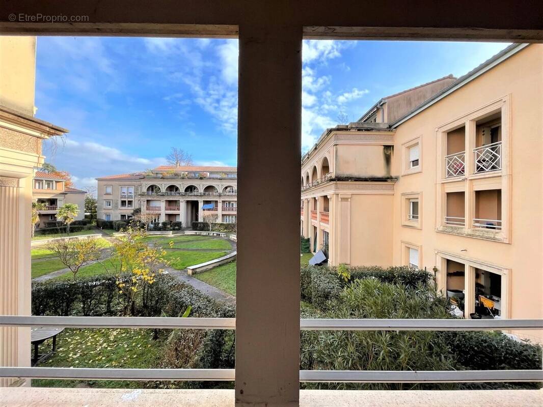 Appartement à RAMONVILLE-SAINT-AGNE