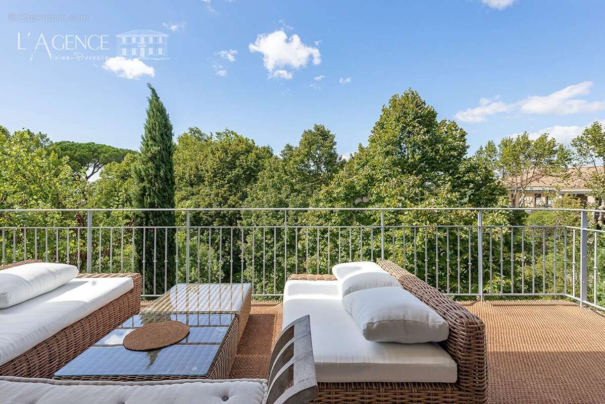 Appartement à AIX-EN-PROVENCE