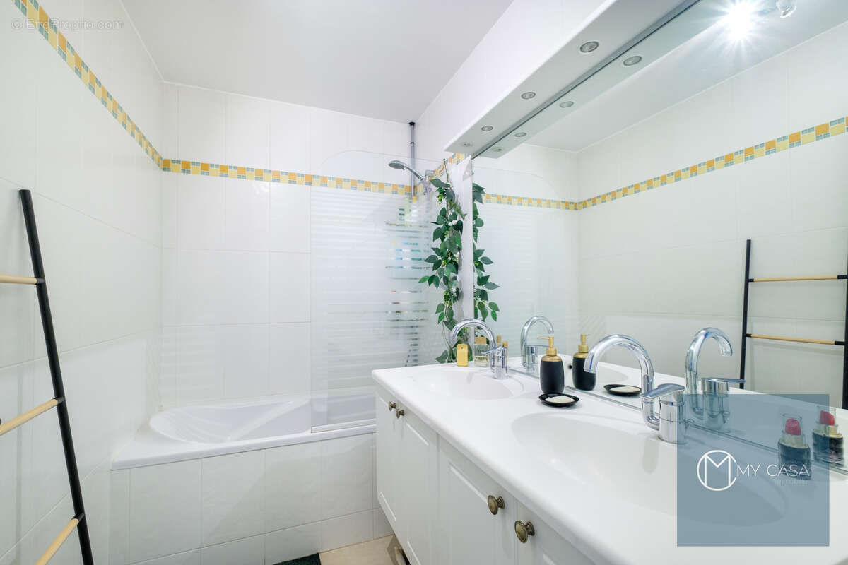 Appartement à LYON-9E