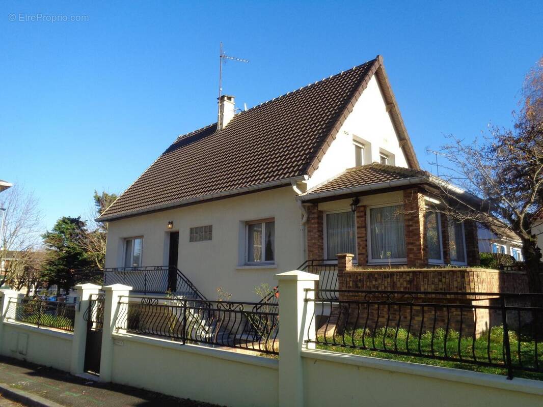 Photo 1 - Maison à FRANCONVILLE