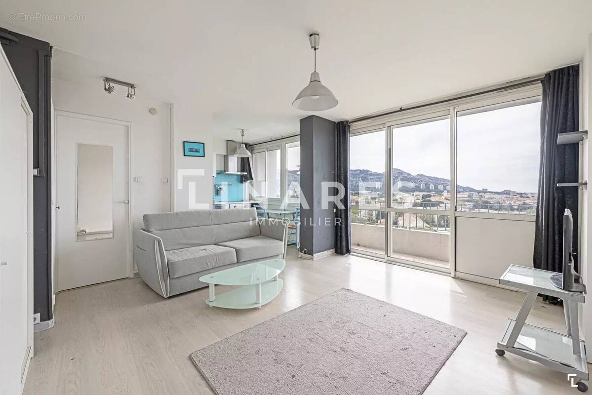 Appartement à MARSEILLE-9E