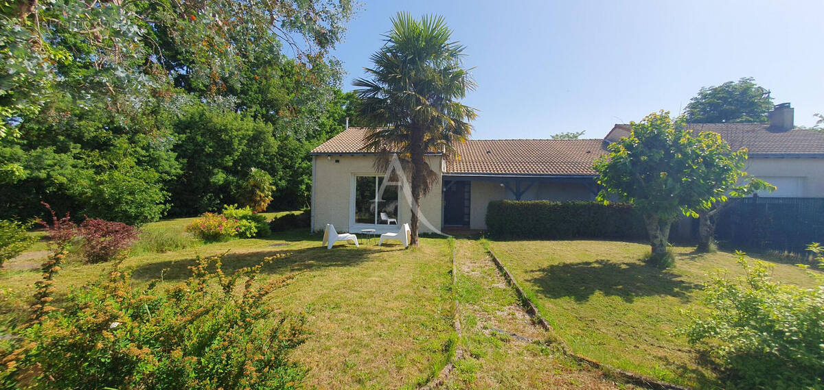 Maison à SAINT-PHILBERT-DE-GRAND-LIEU