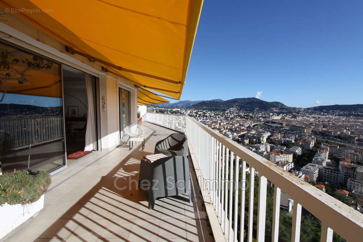 Appartement à NICE