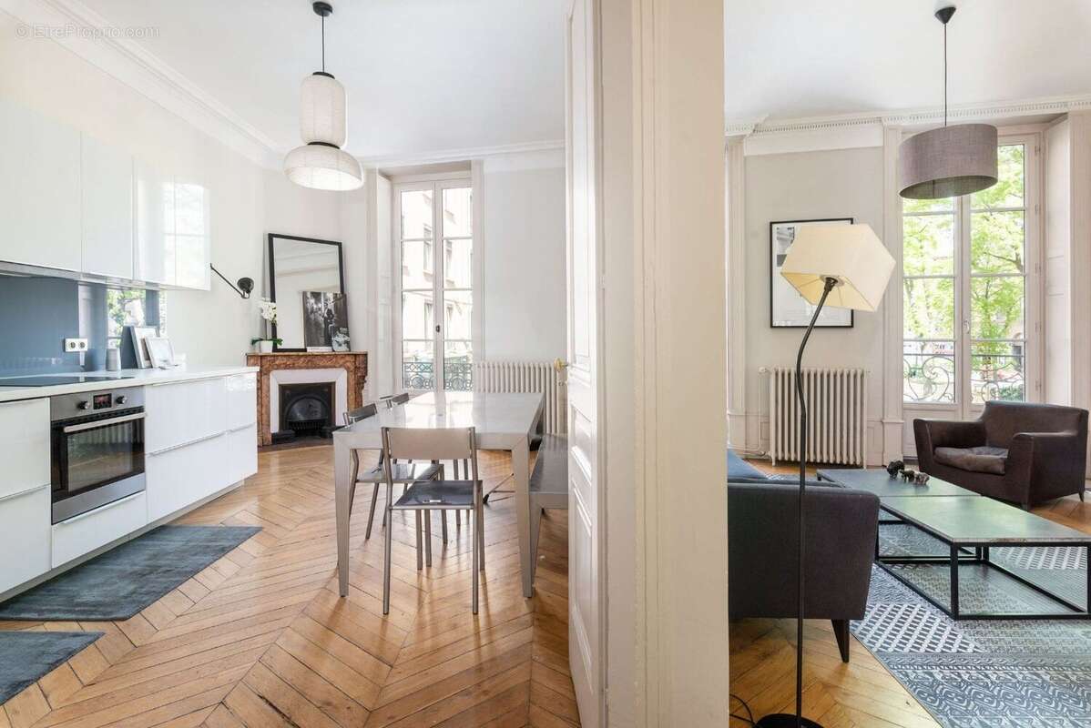 Appartement à LYON-1E
