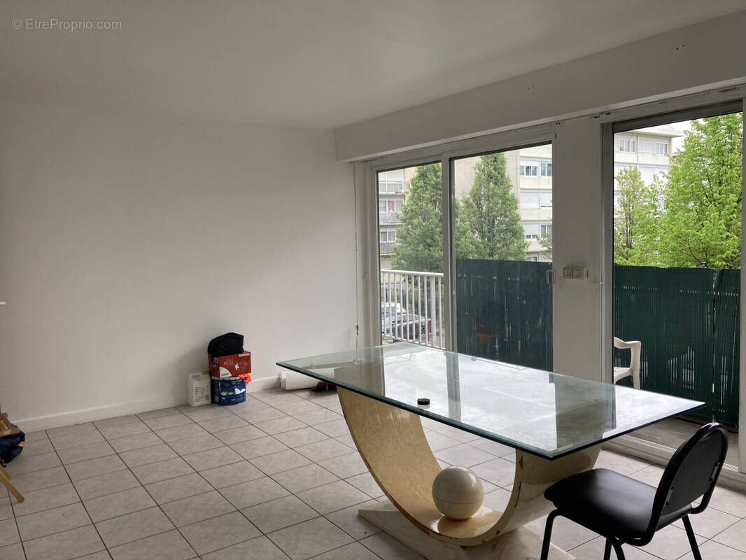 Appartement à SARCELLES