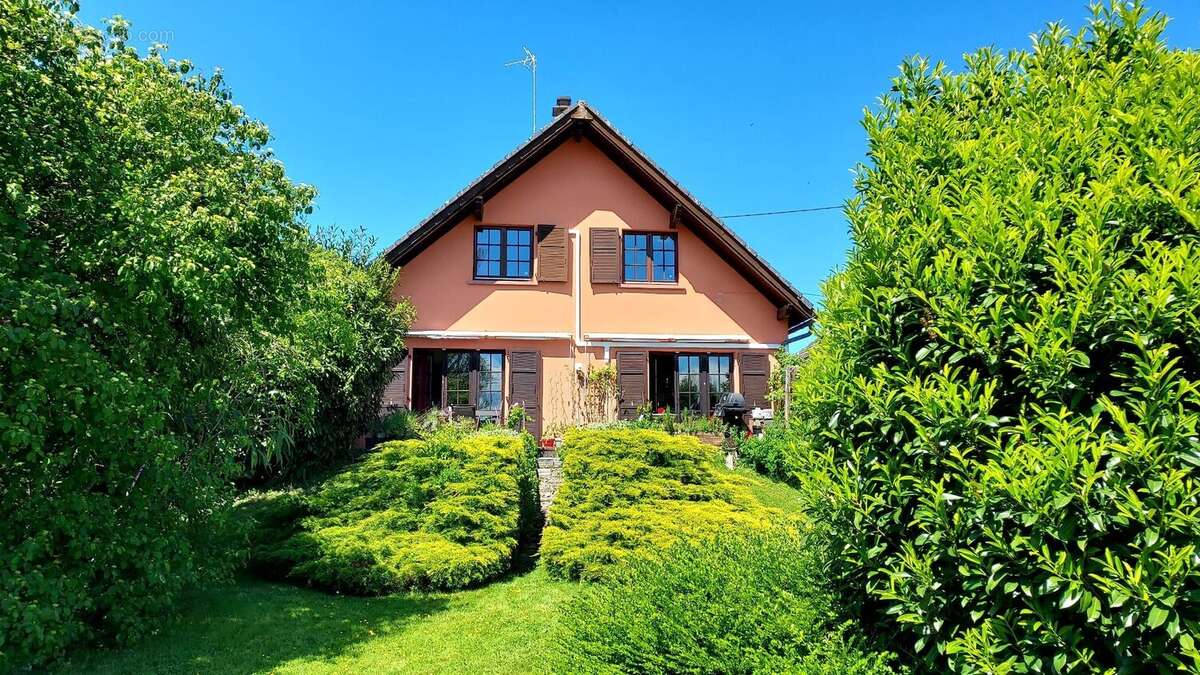 Maison à OBERHOFFEN-SUR-MODER