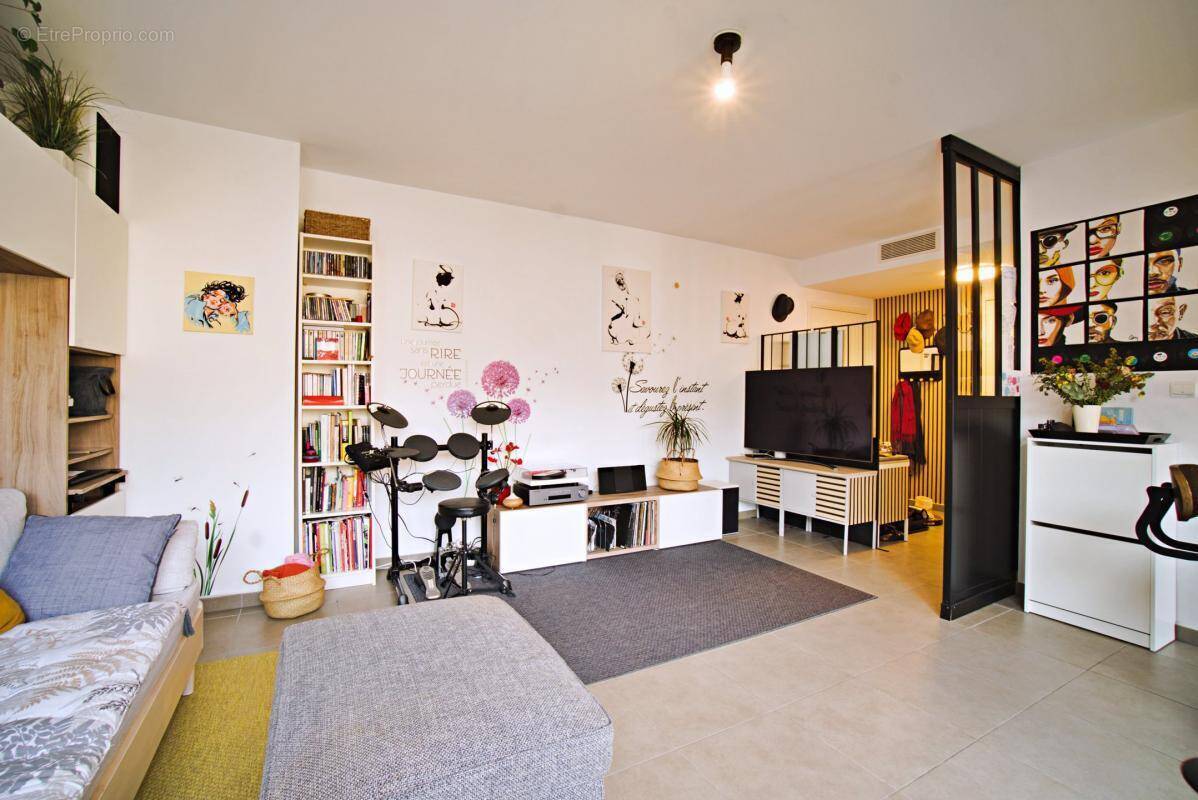 Appartement à QUINCIEUX