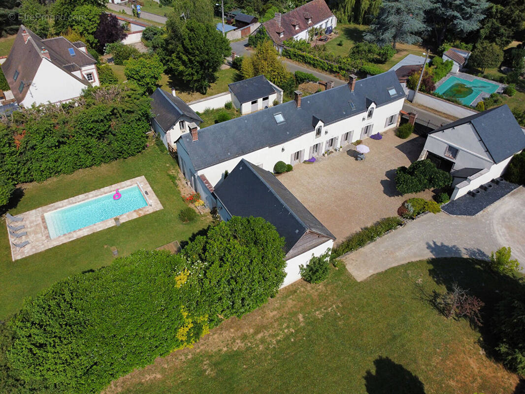 Maison à EPERNON