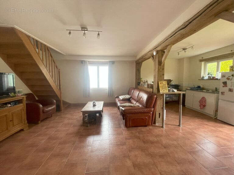 Maison à MOURIEZ
