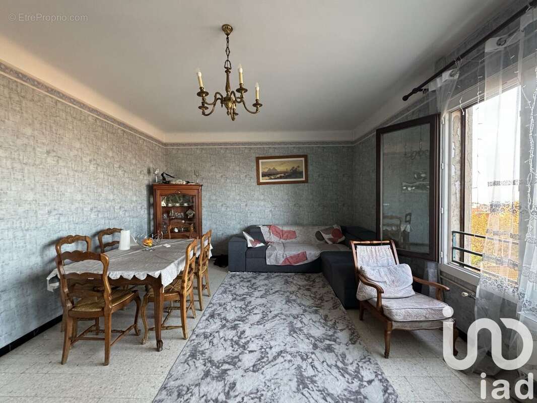 Photo 2 - Appartement à PORT-DE-BOUC