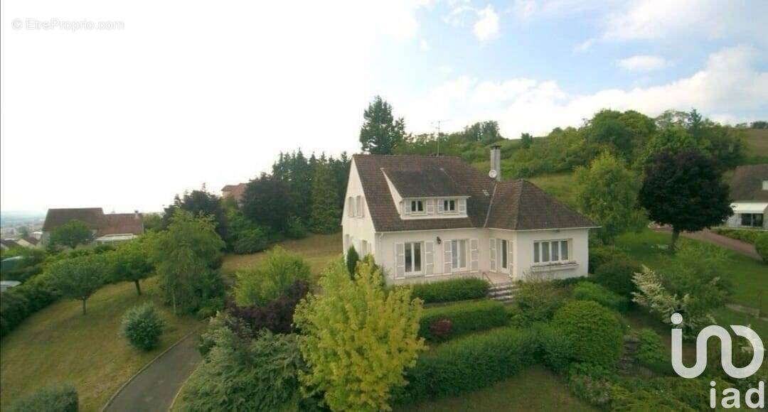 Photo 1 - Maison à JOIGNY