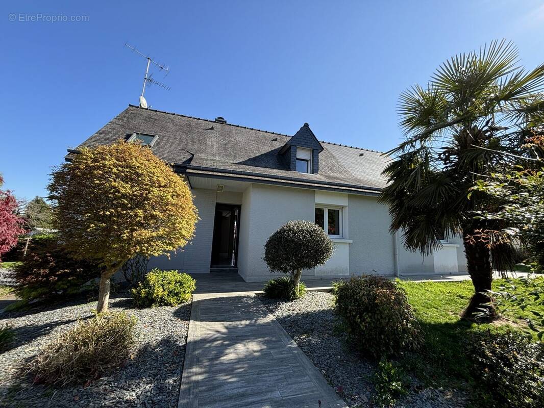 Maison à LECOUSSE