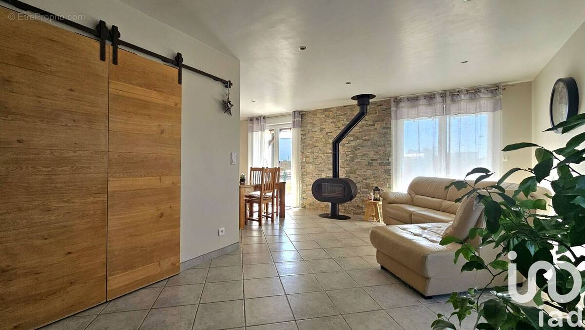 Photo 1 - Maison à SUIPPES