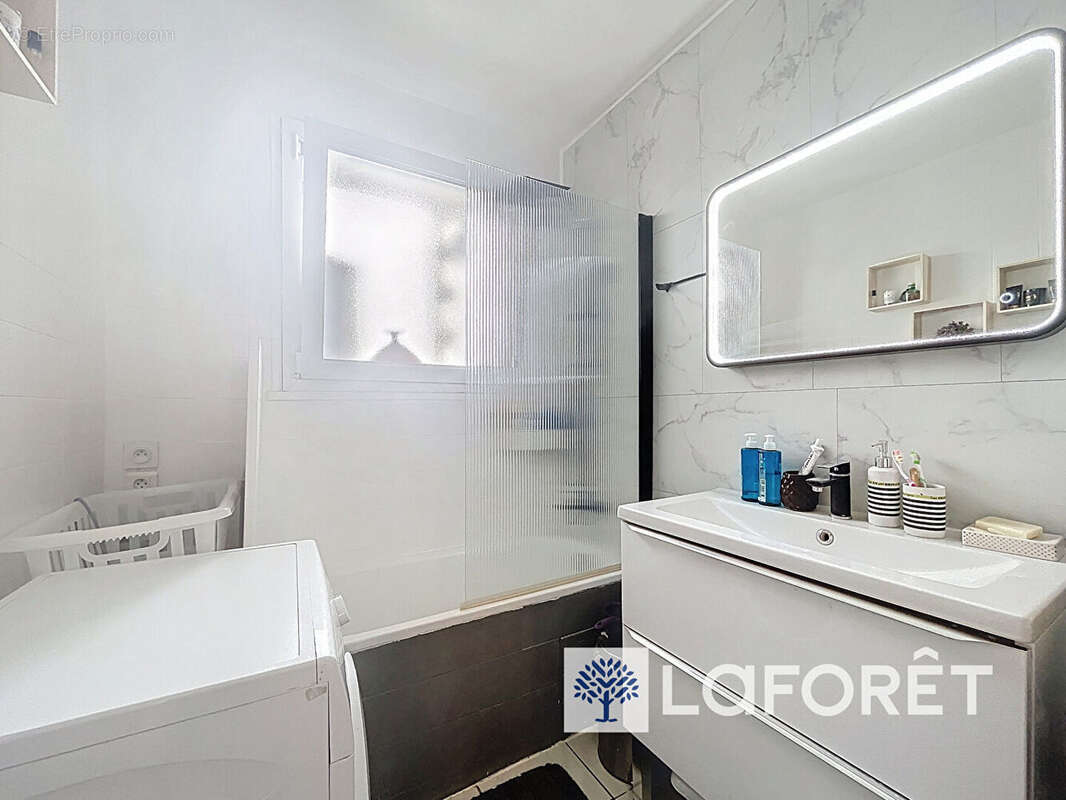 Appartement à LYON-9E