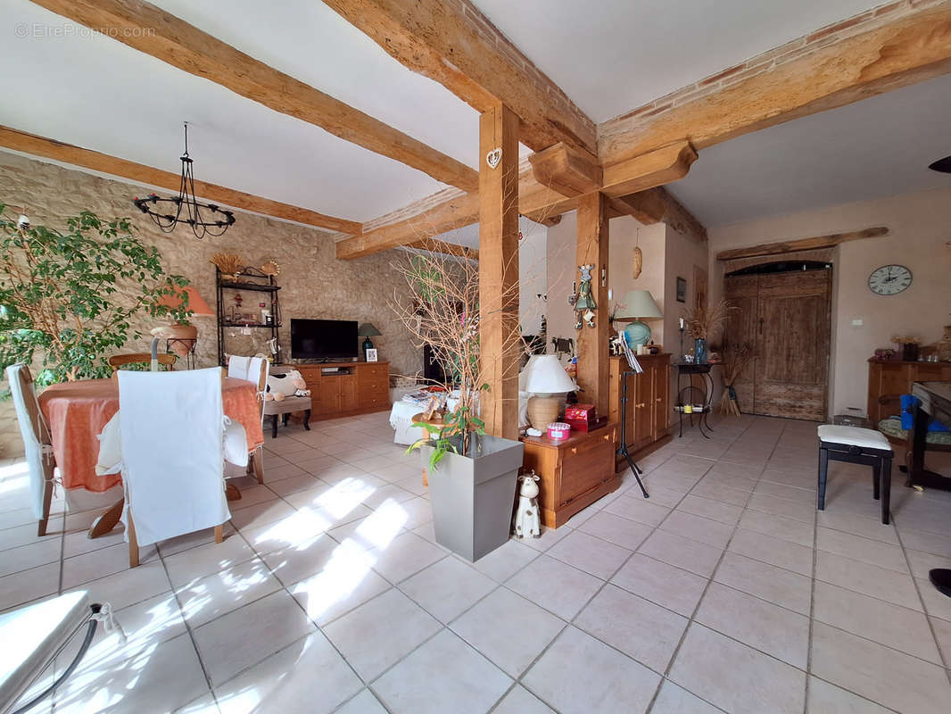 Maison à PUYLAURENS