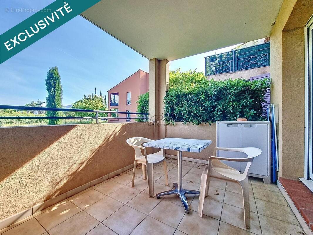 Photo 1 - Appartement à ROQUEBRUNE-SUR-ARGENS
