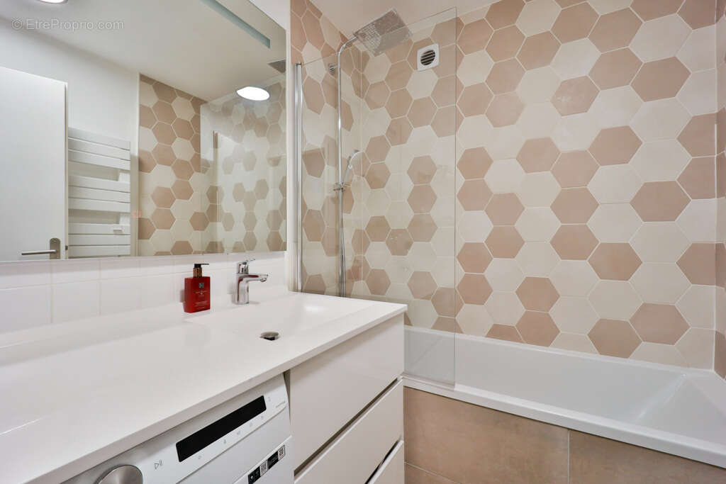 Appartement à SURESNES