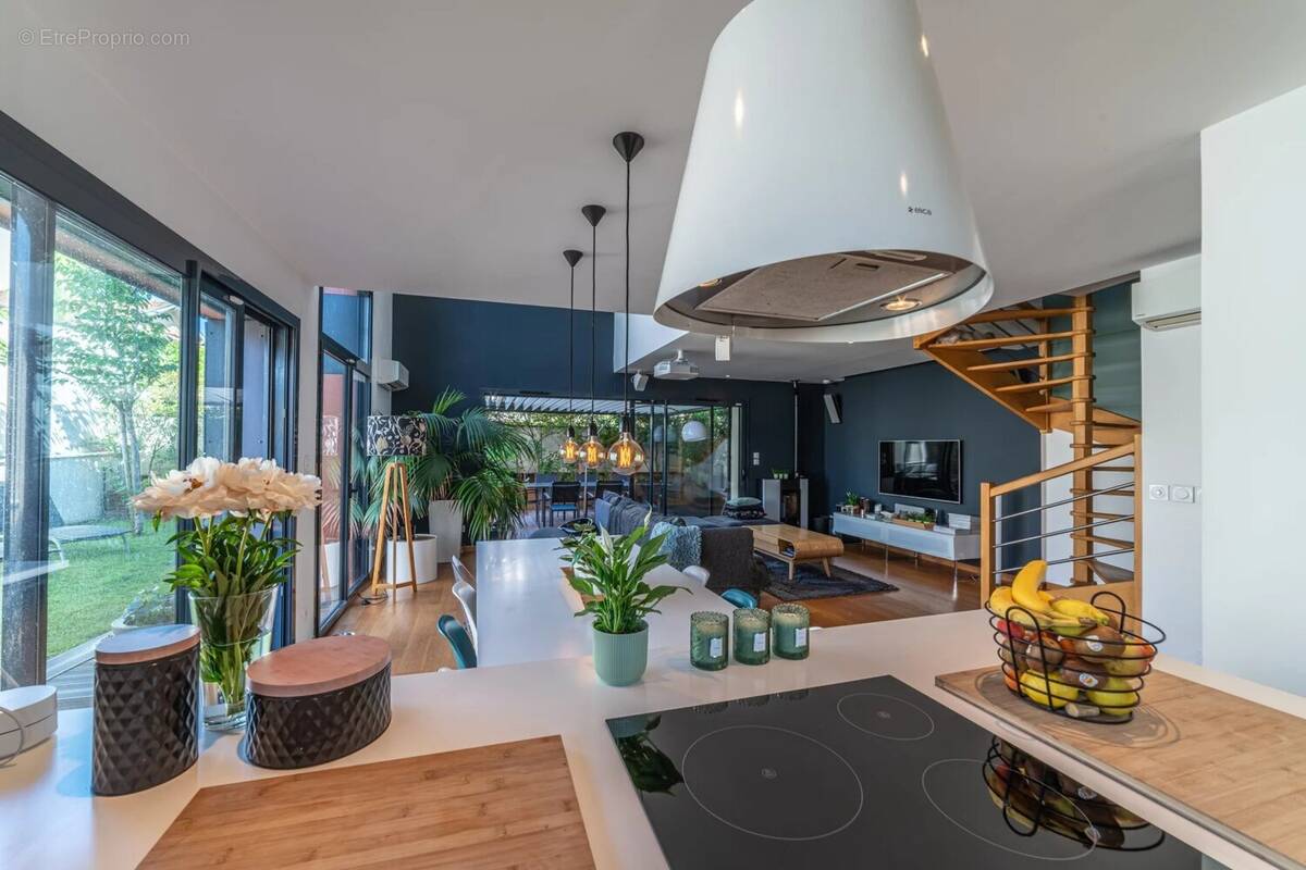 Maison à LYON-9E