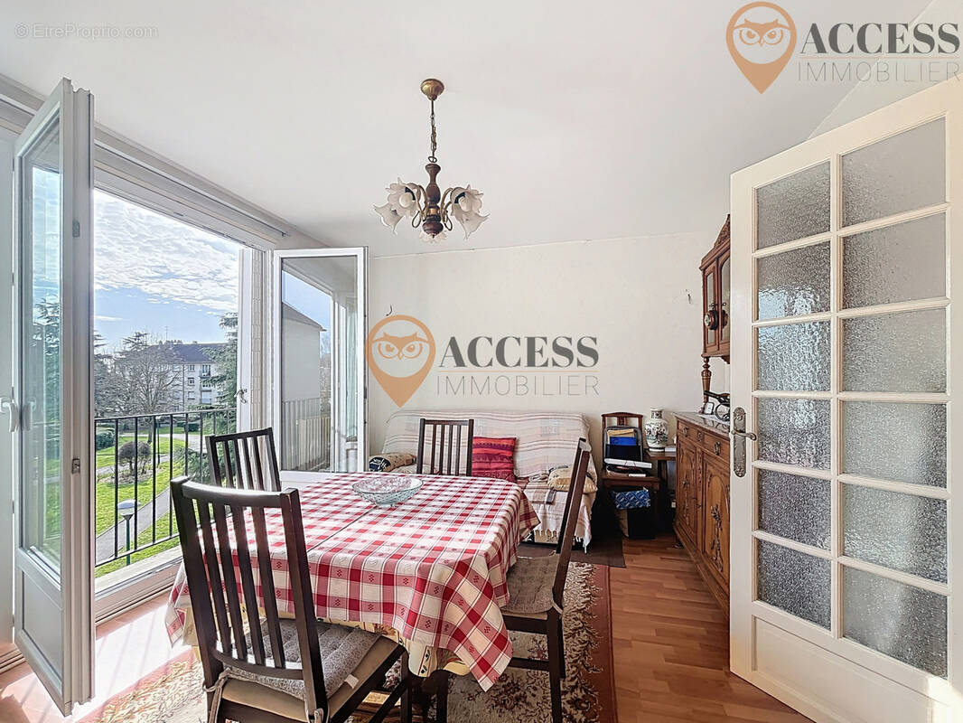Appartement à GROSLAY