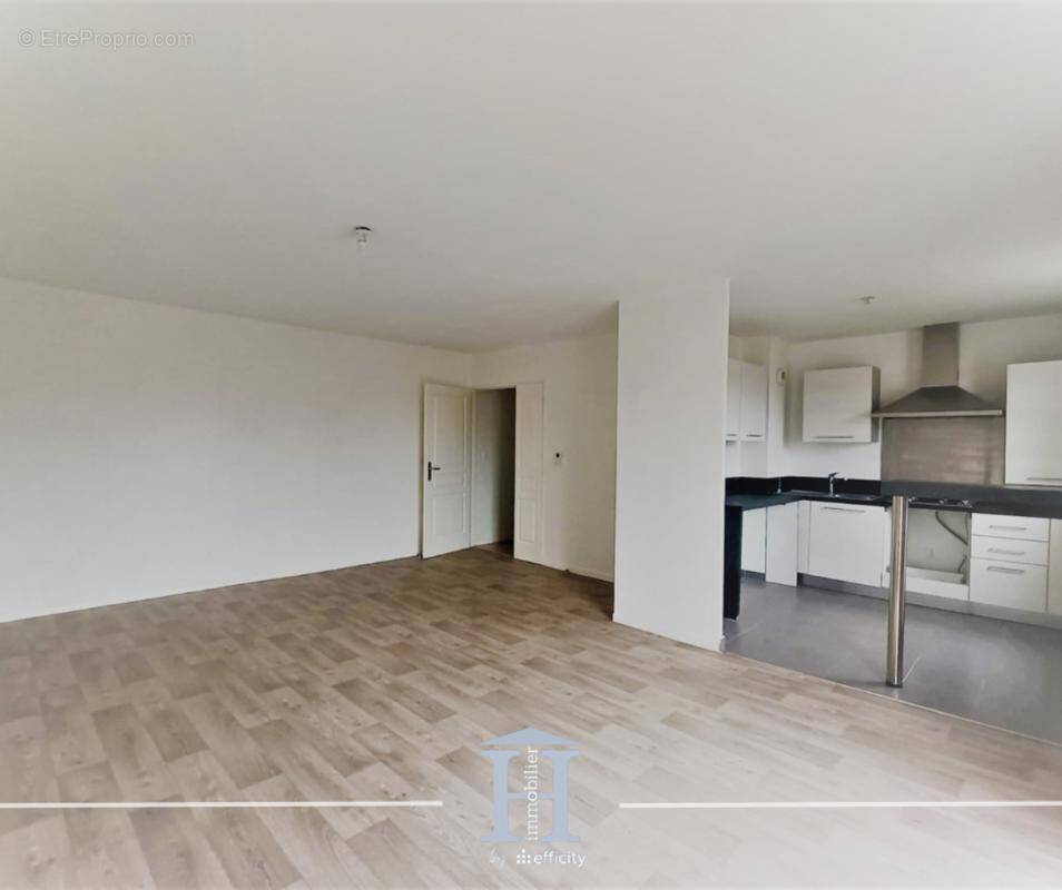 Appartement à COURCHELETTES