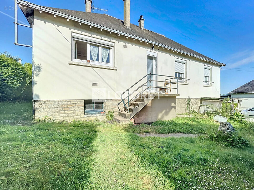 Maison à LA GACILLY