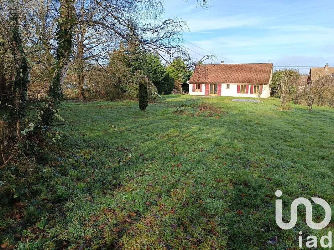 Photo 1 - Maison à DHUIZON