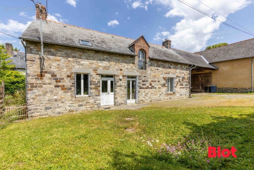 Maison à MELESSE